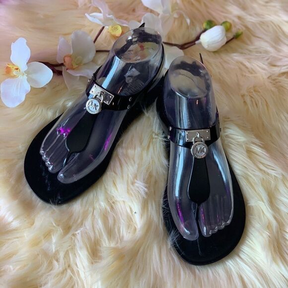 MICHAEL KORS WOMEN'S BLACK JELLY SANDALS - Picture 1 of 4